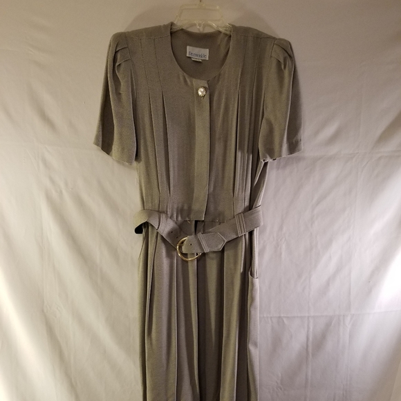 Dresses & Skirts - Old school Vintage Dress